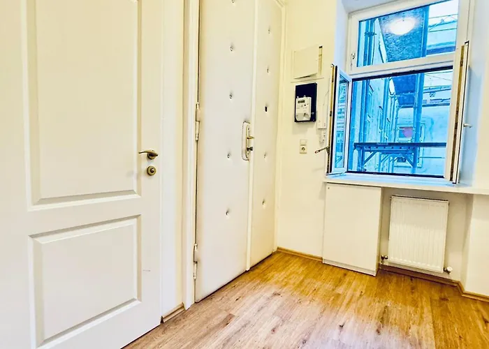 Apartmán Affordable 2br Apartment, Close To Danube River
