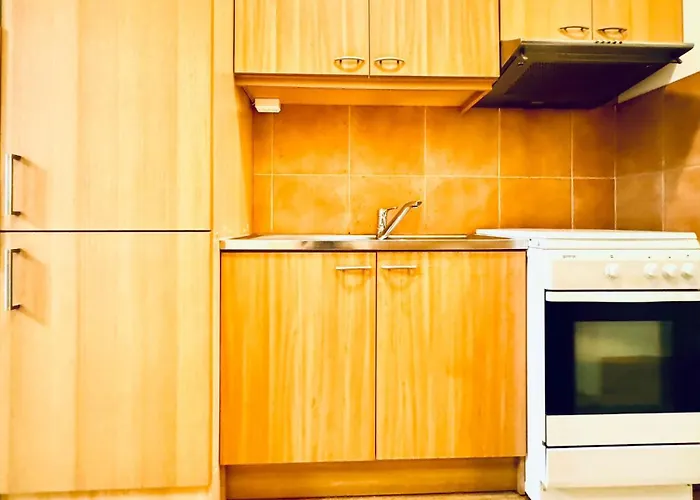 Affordable 2br Apartment, Close To Danube River Apartmán *