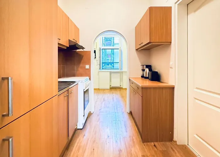 Affordable 2br Apartment, Close To Danube River *