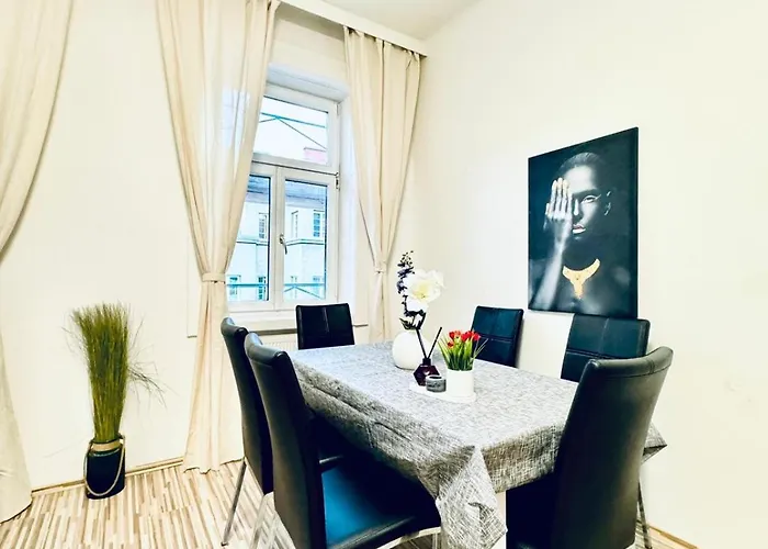 Apartmán Affordable 2br Apartment, Close To Danube River
